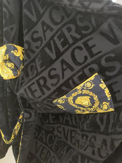 versace bathrobe review|Versace bath robe review : r/FashionReps .